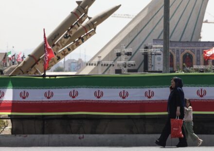 Trump warns Iran talks are ‘last chance’ to end war