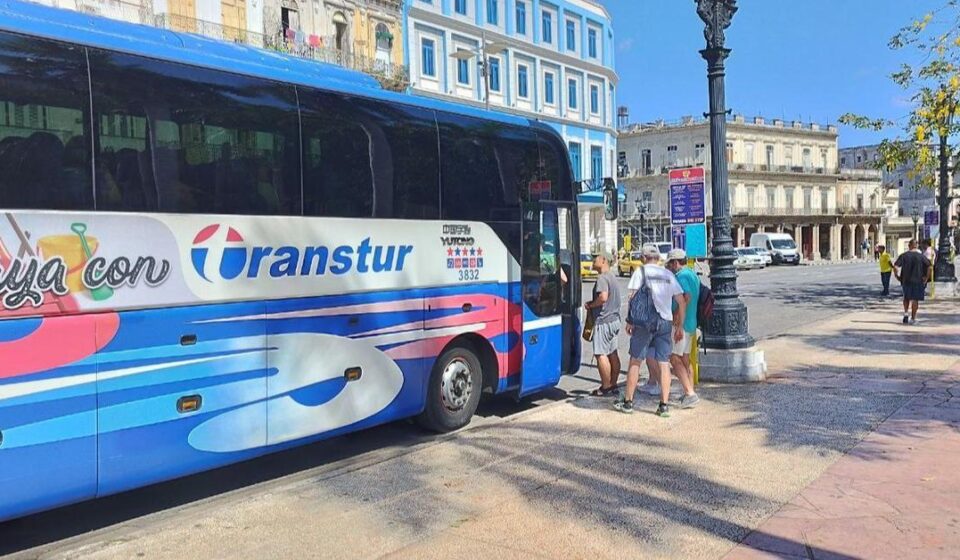Turismo: Permiten a cubanos comprar servicios de Havanatur con la Clásica en dólares