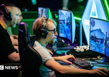 Twitch users can now block Amazon from using their content to train AI