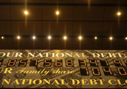 US national debt exceeds $40 trillion for first time amid rising borrowing