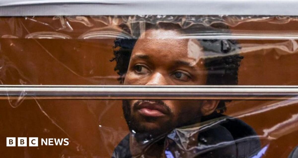 US singer D4vd's celebrity lawyers withdraw from murder case