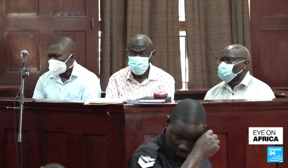 Ugandan opposition leader Kizza Besigye rushed to hospital after court collapse - Eye on Africa