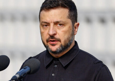 Ukraine anti-graft agencies uncover alleged laundering group tied to presidential official