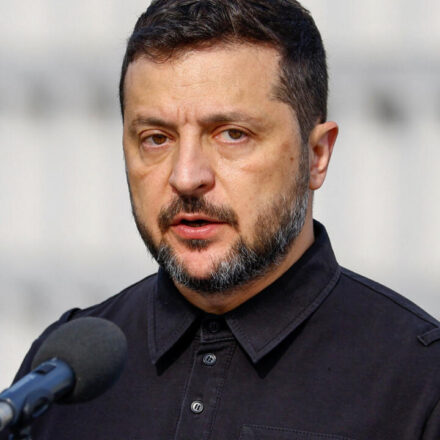 Ukraine anti-graft agencies uncover alleged laundering group tied to presidential official
