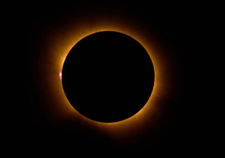 Week in pictures: A solar eclipse, quake in Colombia and Israeli settlers in the occupied West Bank