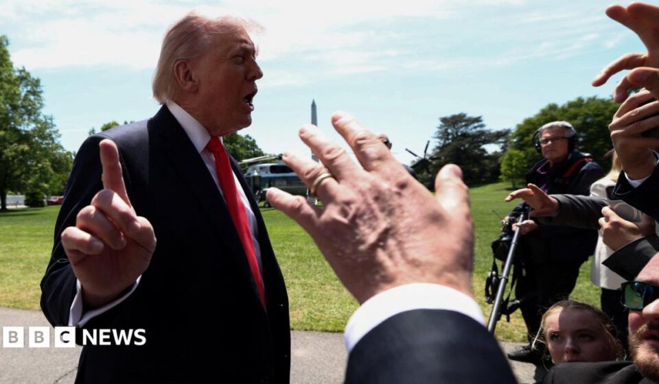 What triggers Donald Trump to shut down reporters?