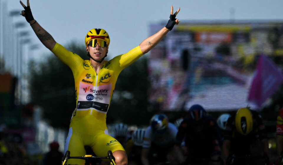 Wiebes wins second consecutive Tour de France Femmes stage