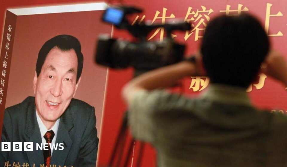 Zhu Rongji: China censors public mourning as it holds former premier's funeral