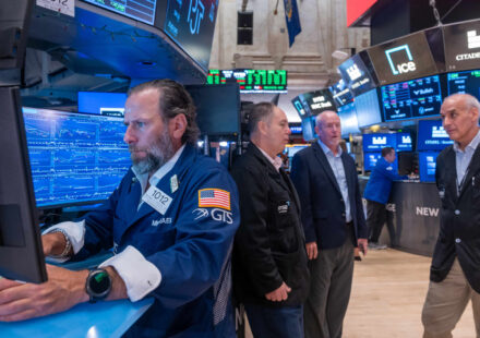 10-year Treasury yield hits 19-year high: Is it time to buy bonds?