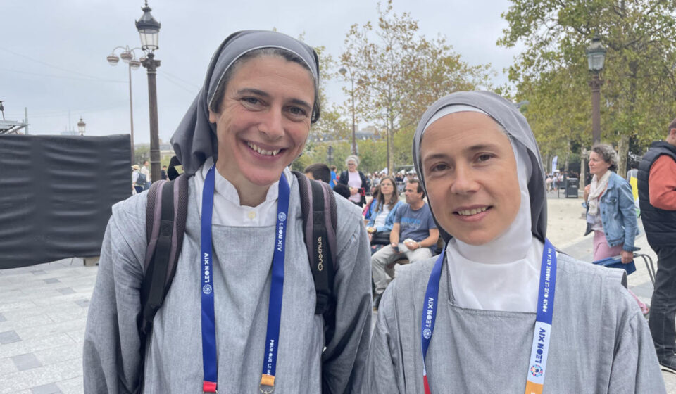 'A once-in-a-lifetime event': Faithful and curious flock to Pope Leo XIV's Mass in Paris