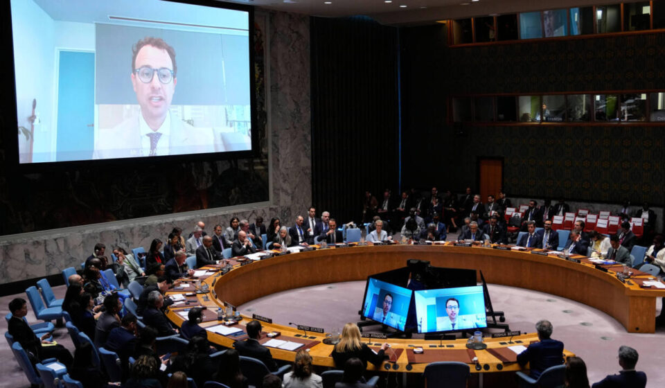 AI leaders urge caution at UN, with Anthropic chief pledging to slow down