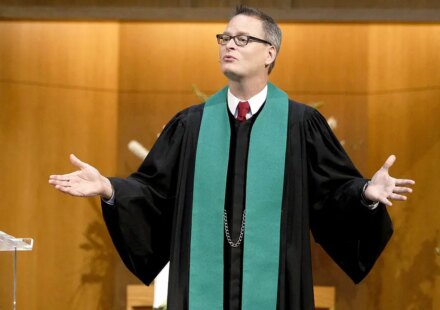 Adam Hamilton's sermons urged repentance over beef in Kansas Senate race