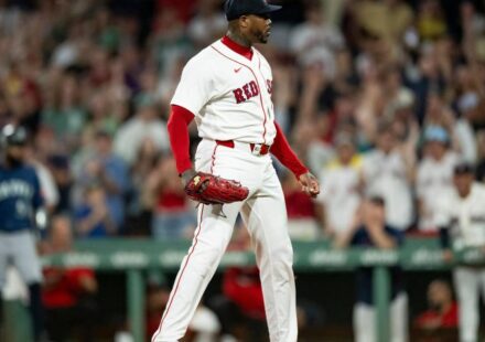 Béisbol: Aroldis Chapman, el noveno pelotero con 400 salvamentos en la MLB