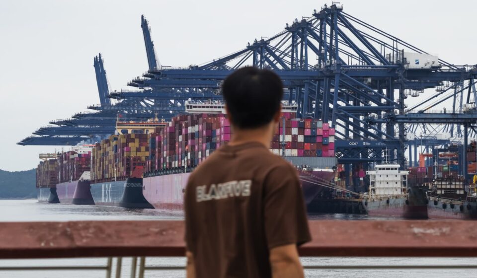 China's exports to the U.S. jumped ahead of summit, survey shows