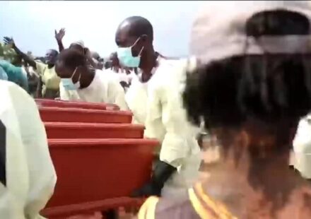DR Congo: Ebola burial teams race against time