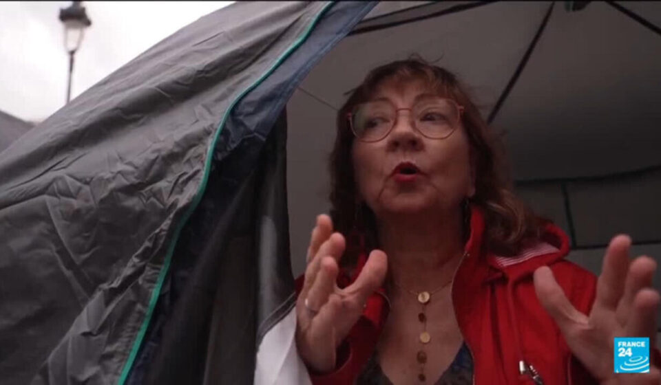 Deal for evicted Spanish pensioner as PM seeks new housing law