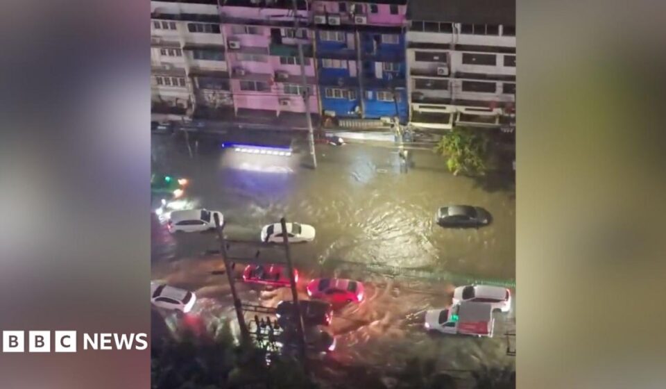 Disaster declared as heavy rains spark Bangkok flooding