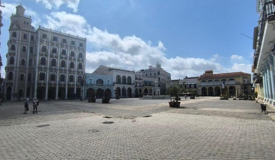Economía: Suspensión de vuelos de Delta a Cuba y colapso del turismo