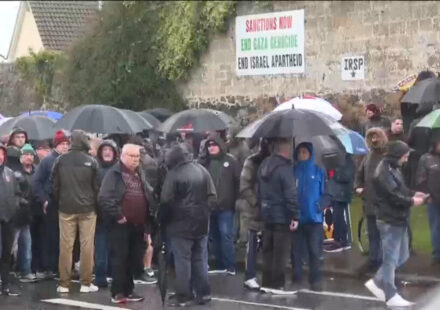 First Protestant march in Catholic area in nearly 30 years