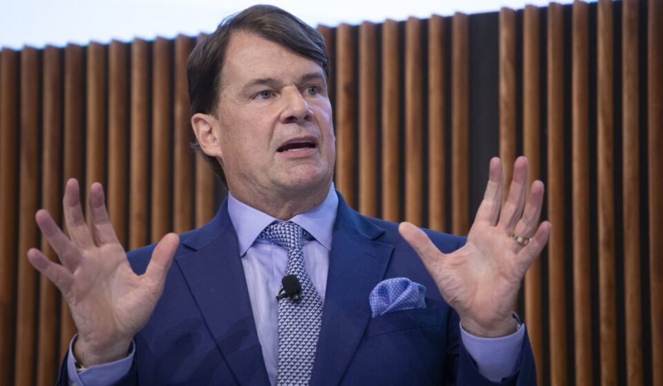 Ford CEO: It's not too late for U.S. to fend off Chinese automakers