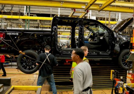 Ford sales fall 10.3% in August as it ramps up F-Series production