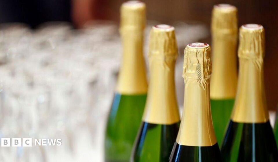 France lifts alcohol content limit on champagne after record heatwaves