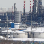 Guerra: Ucrania ataca una refinería a 250 kilómetros de Moscú y un aeródromo militar en el sur de Rusia