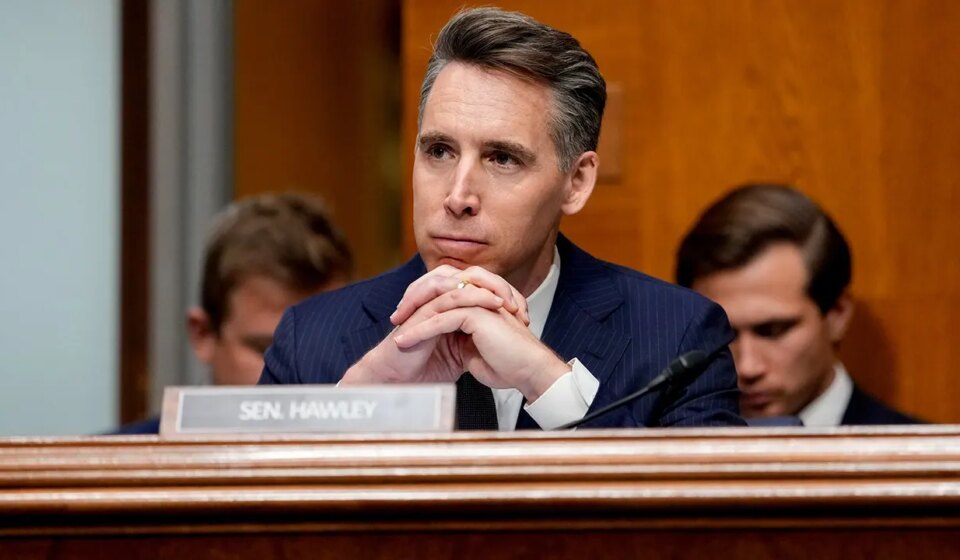 Hawley indicates he has 'no intention' of mounting 2028 presidential bid