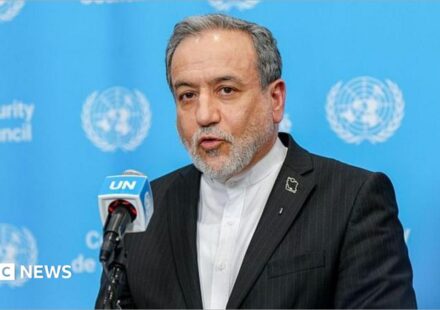 Iran offers US deal to reopen Strait of Hormuz in seven days