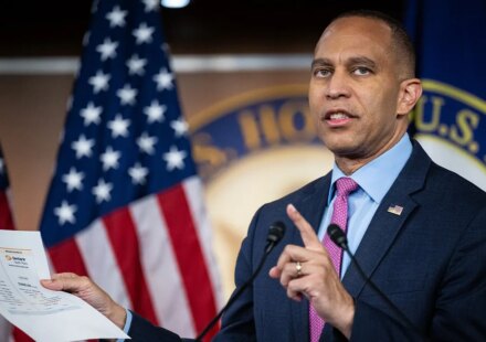 Jeffries, top House Democrats vote against resolution condemning socialism