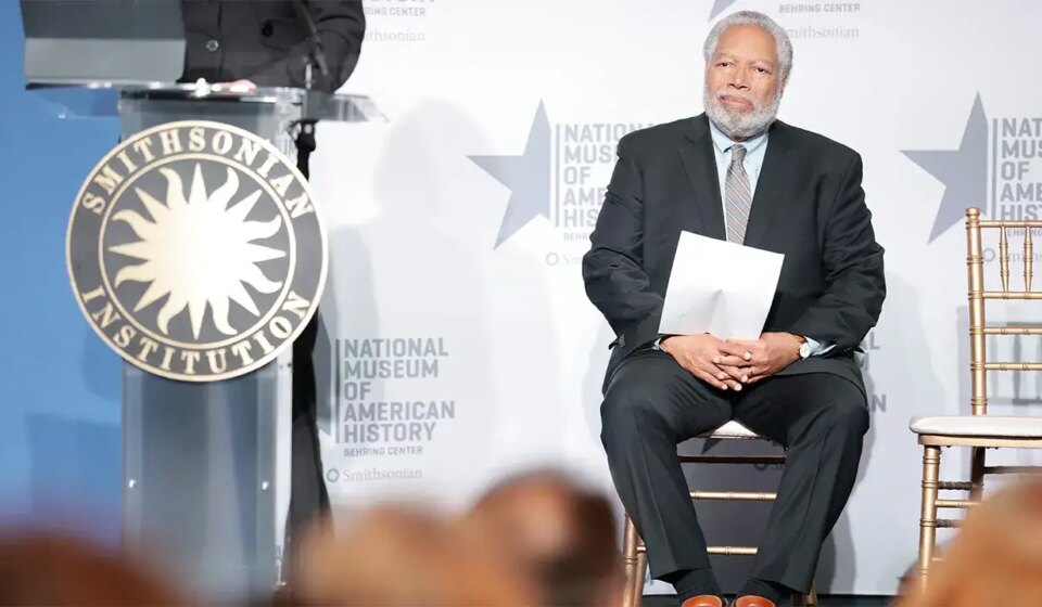 John Roberts praises Lonnie Bunch as Smithsonian chief steps down