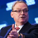 Kevin Hassett held up to $5 million in Coinbase amid Trump crypto push