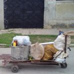 La Habana: Vivir de la basura: los más pobres recolectan desechos