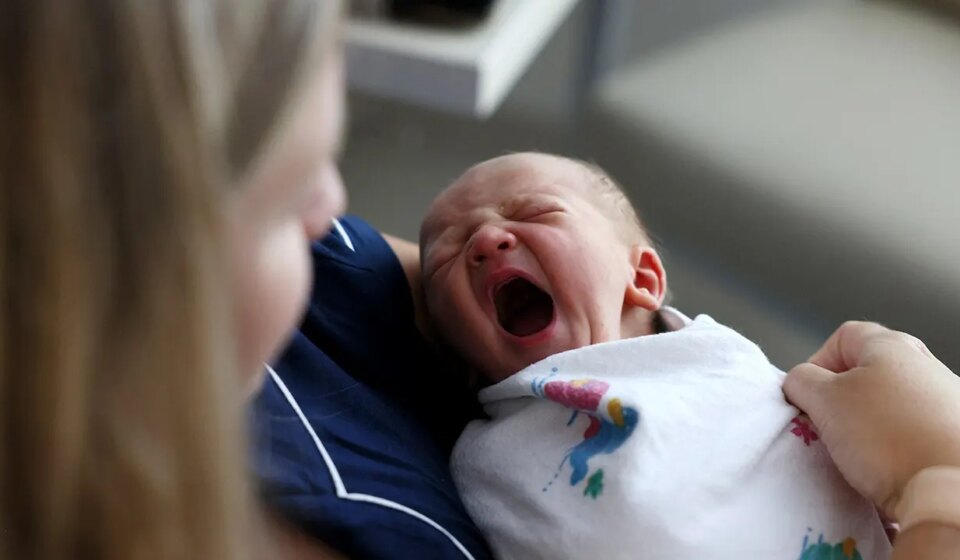 Massachusetts expands nurse home visits for postpartum mental health