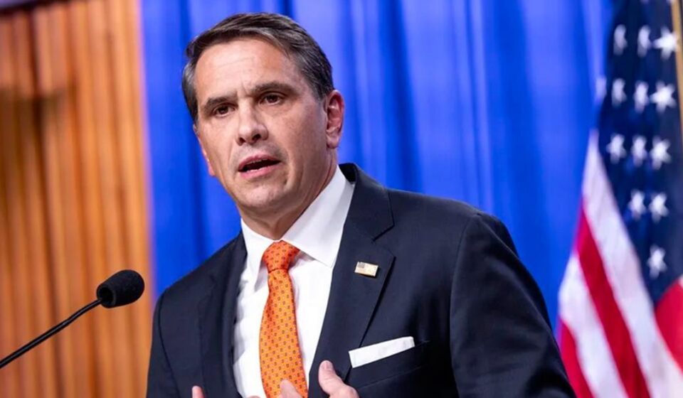 Migración: EE UU busca a dos cubanos por un fraude de más de dos millones de dólares