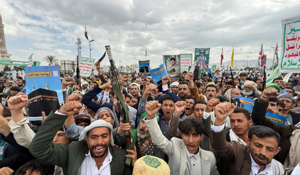 More than 112,000 displaced in Yemen as Houthis seize more ground