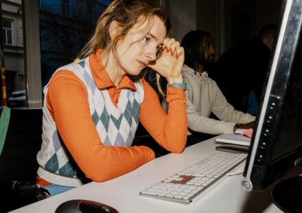 New grads say employers set the bar too high for entry-level roles