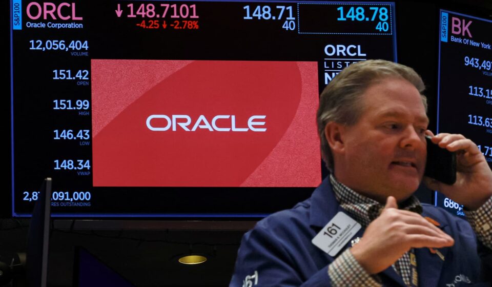Oracle stock falls on news it sent data center 'force majeure' notice