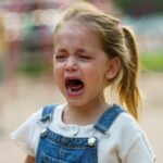 Parents who are really good at handling tantrums do 5 things: Psychologist