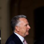 Peace talks rich in symbolism but differences between Russia and Ukraine remain