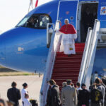 REPLAY : Pope Leo XIV arrives in France for four-day visit