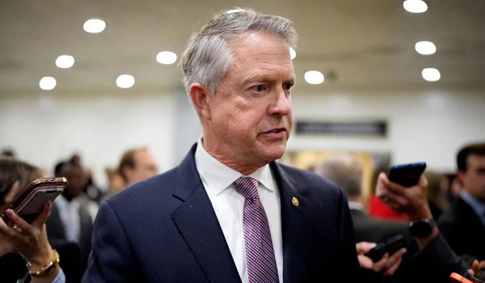 Sen. Roger Marshall calls NYT patient lawsuit report a Schumer-backed 'hit job'