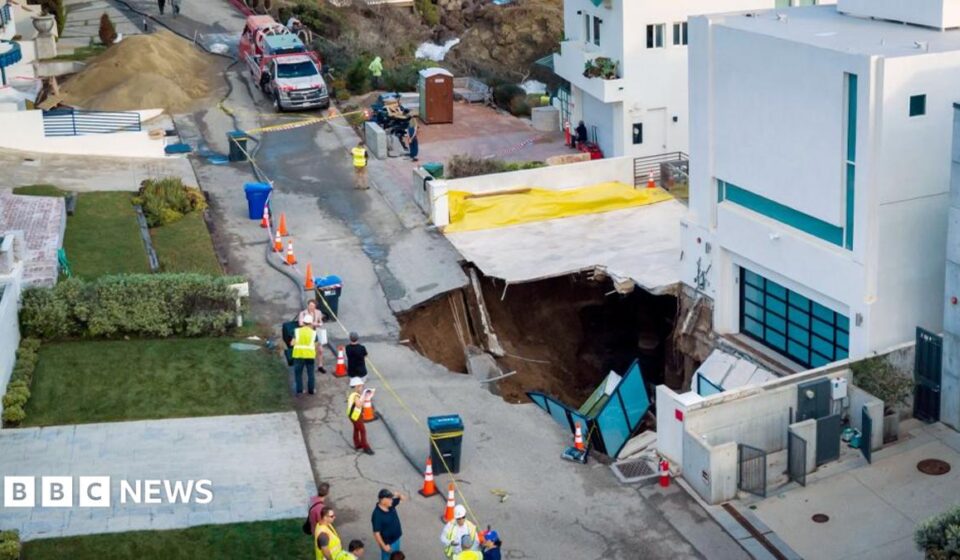 Sinkhole appears outside Malibu home thought to belong to Nicolas Cage