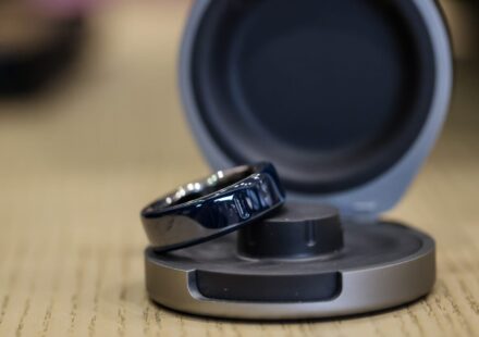 Smart ring maker Oura postpones IPO due to market 'uncertainty'
