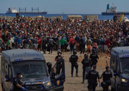 Spanish report flags Moroccan police's 'total permissiveness' in Ceuta migrant rush