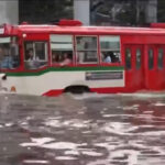 Thousands evacuated amid Bangkok floods