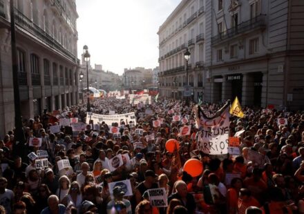 Thousands march in Madrid to protest eviction of 87-year-old woman