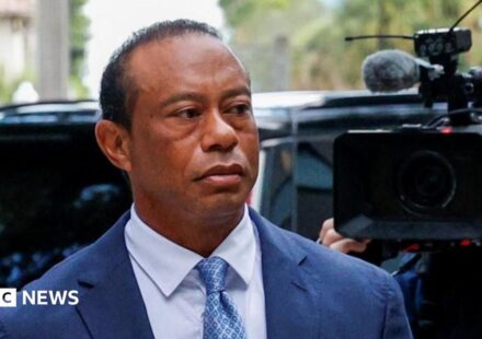 Tiger Woods to change plea after DUI crash arrest in Florida