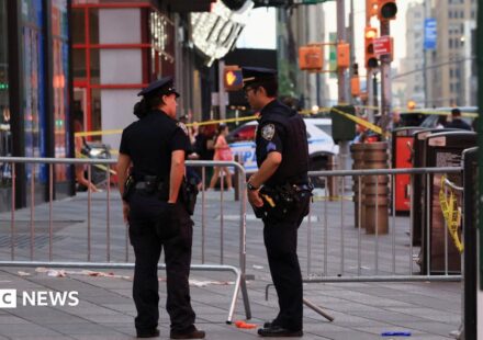 Times Square stabbing: Woman killed and suspect shot dead by police