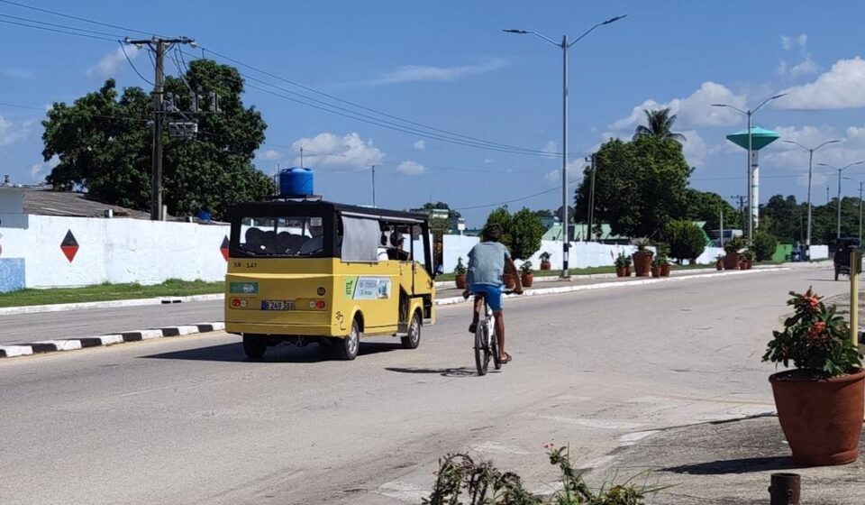 Transporte: Hasta dos horas esperando por una ‘guagüita amarilla’